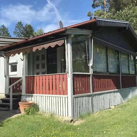 Wooden With Winter Garden Feriehus Kleinweidelbach